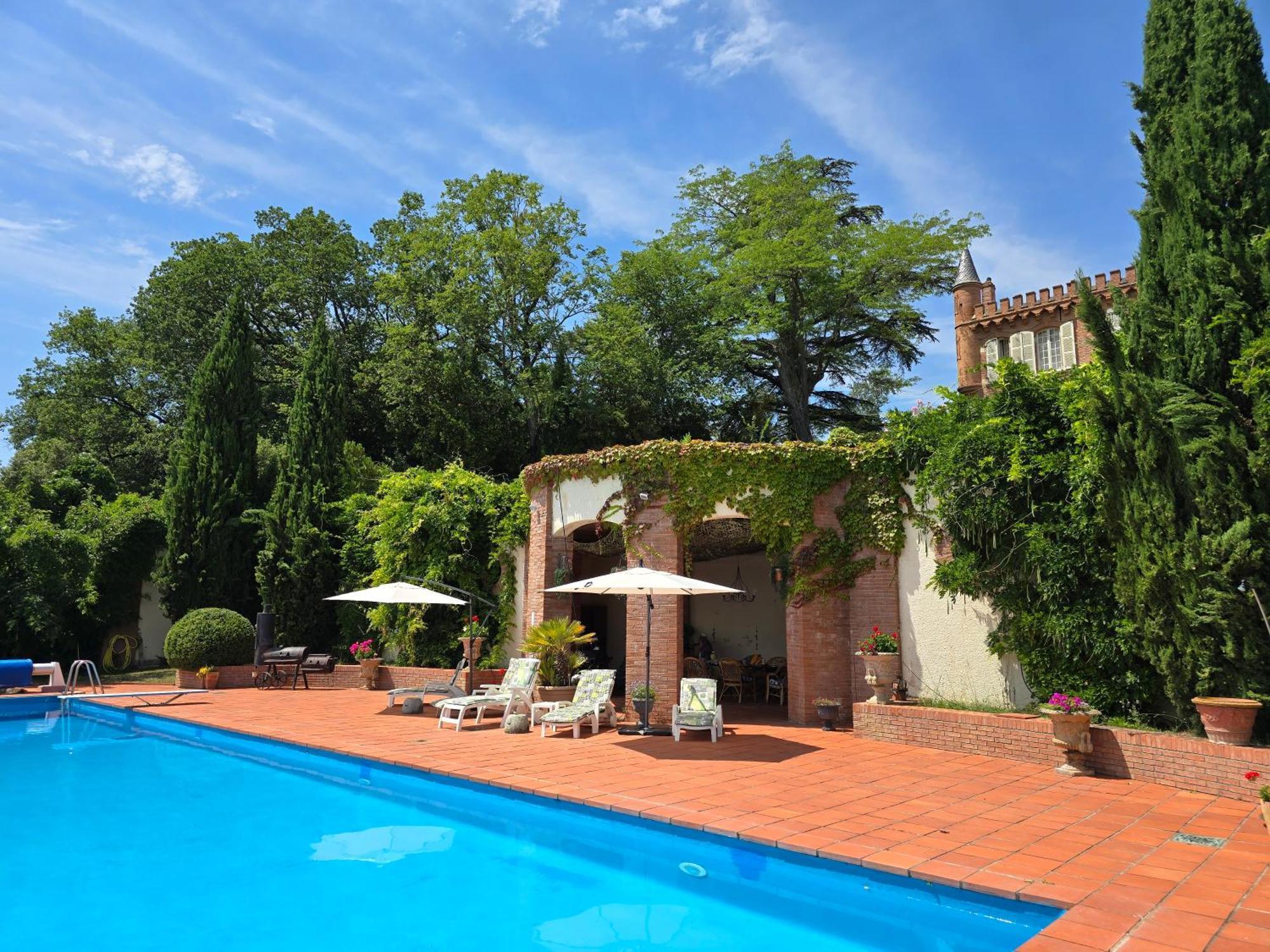 Chateau De Pys Guest House Latrape Exterior photo